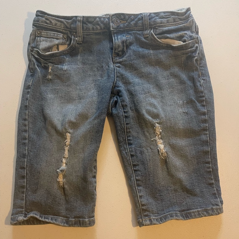 Five Womens Jean Shorts Distressed Cotton Size 7 Hiking